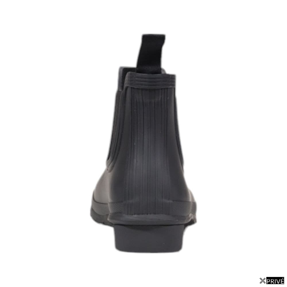 Bottes noires — 4