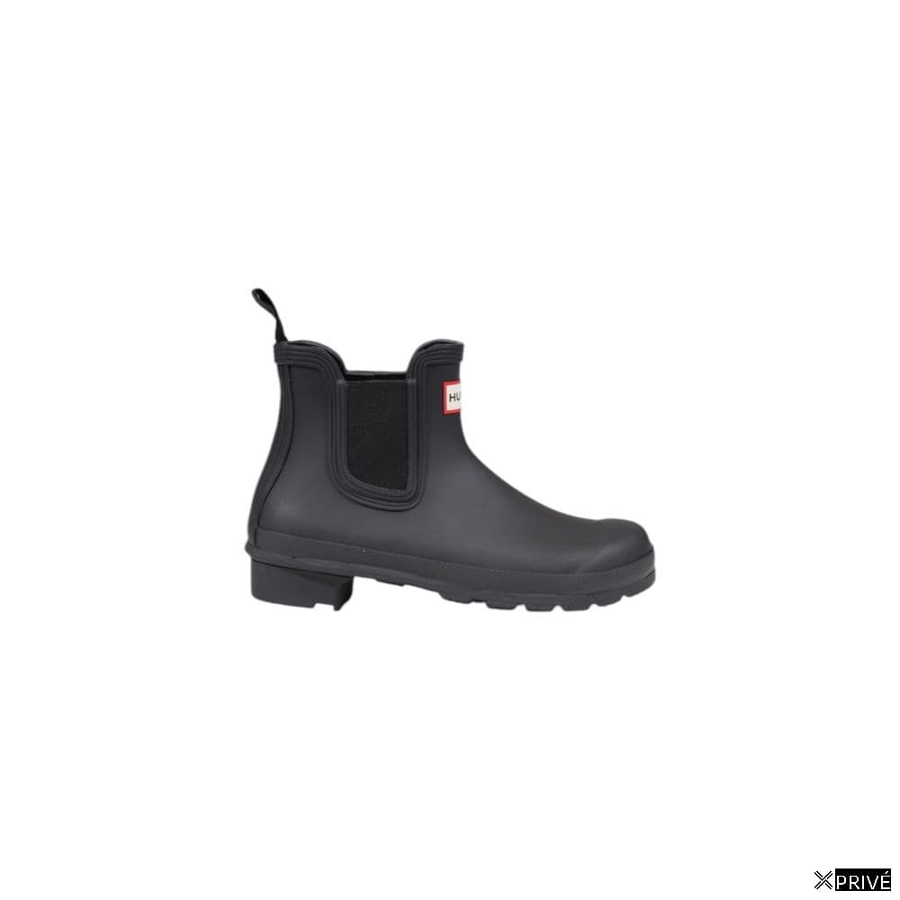 Bottes noires — 1