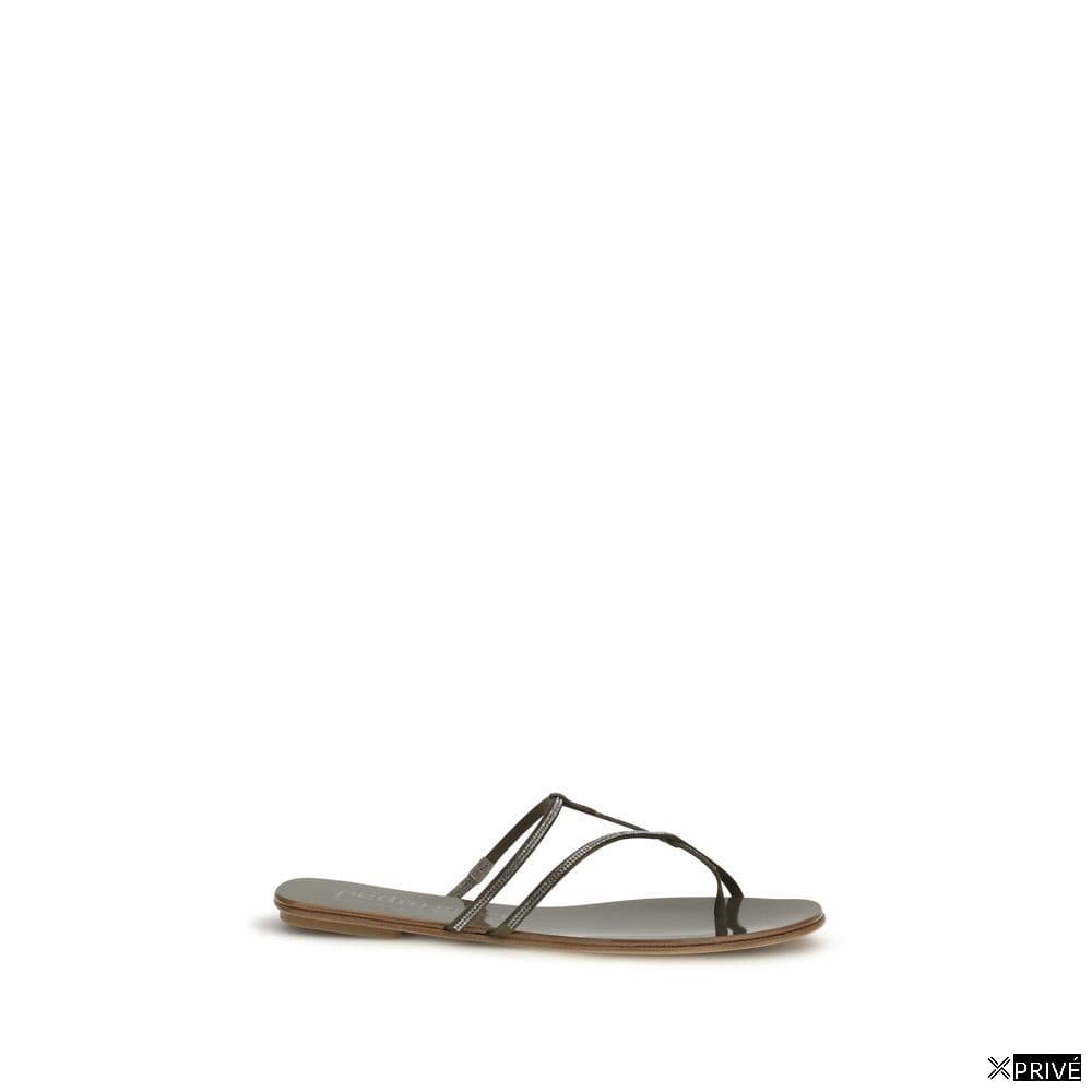 Sandales brunes — 1