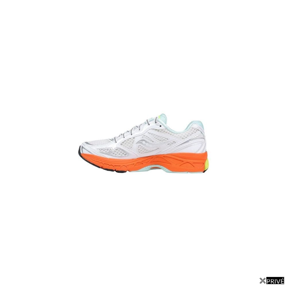 Chaussures de sport blanches — 3