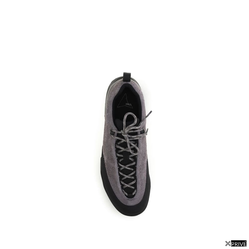 Chaussures de sport grises — 4
