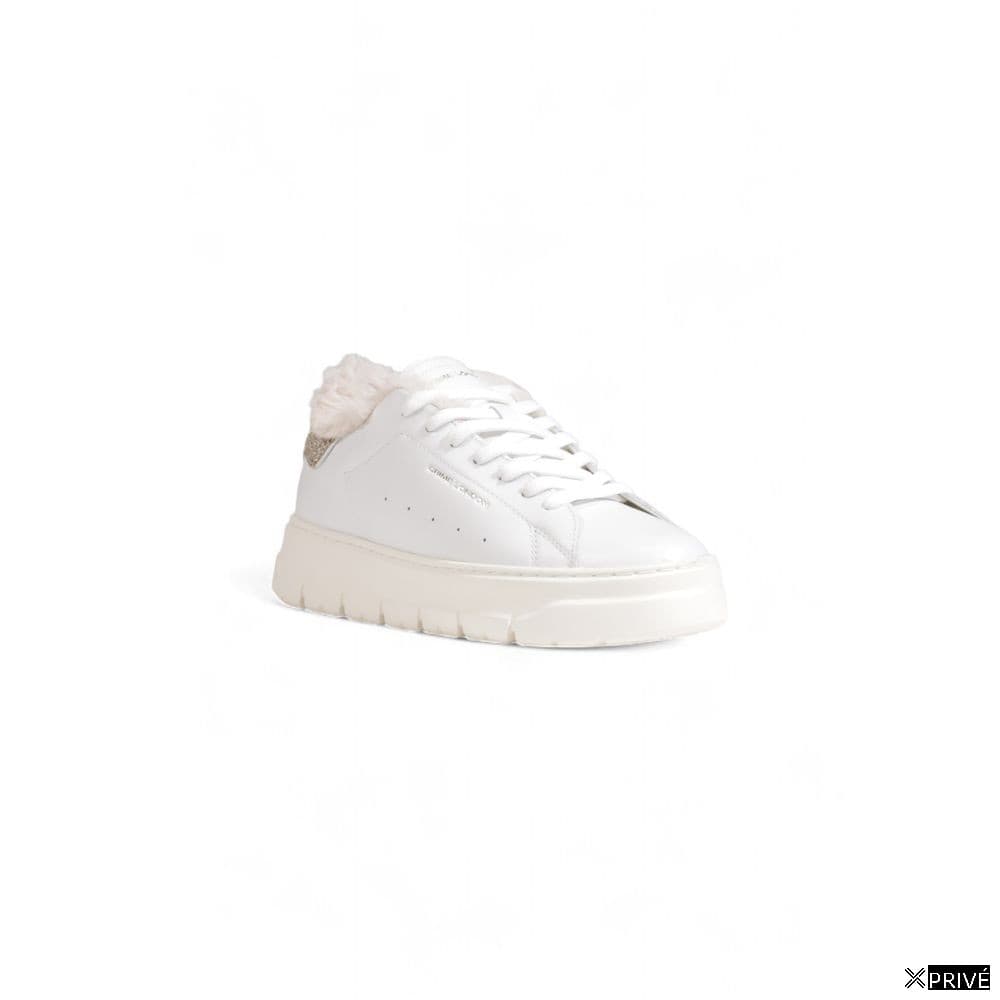 Chaussures de sport blanches — 3