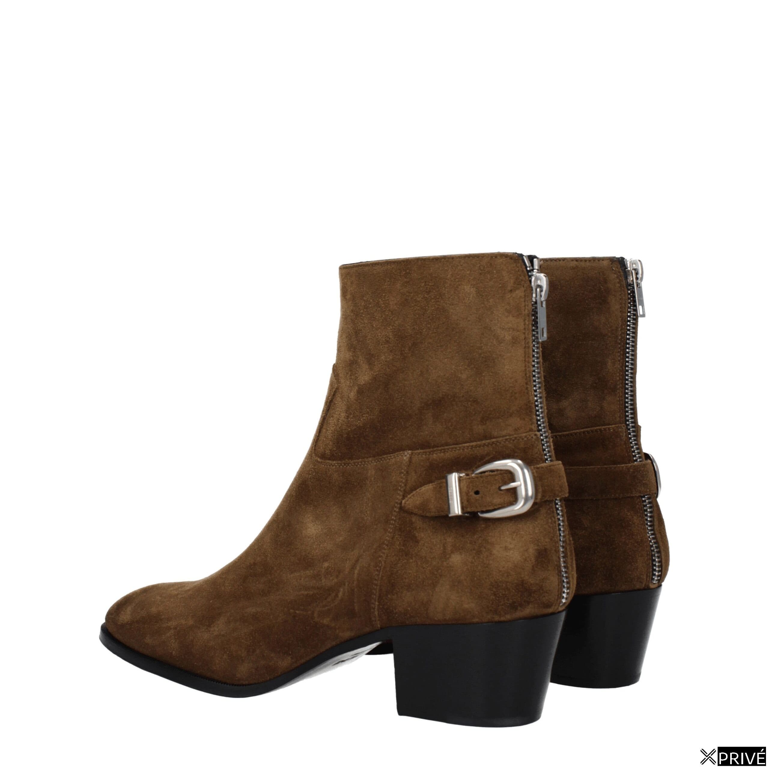 Bottes brunes — 4