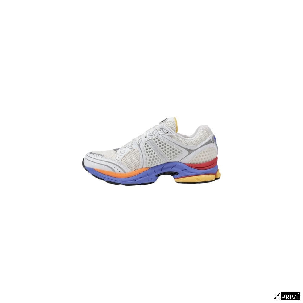 Chaussures de sport blanches — 3
