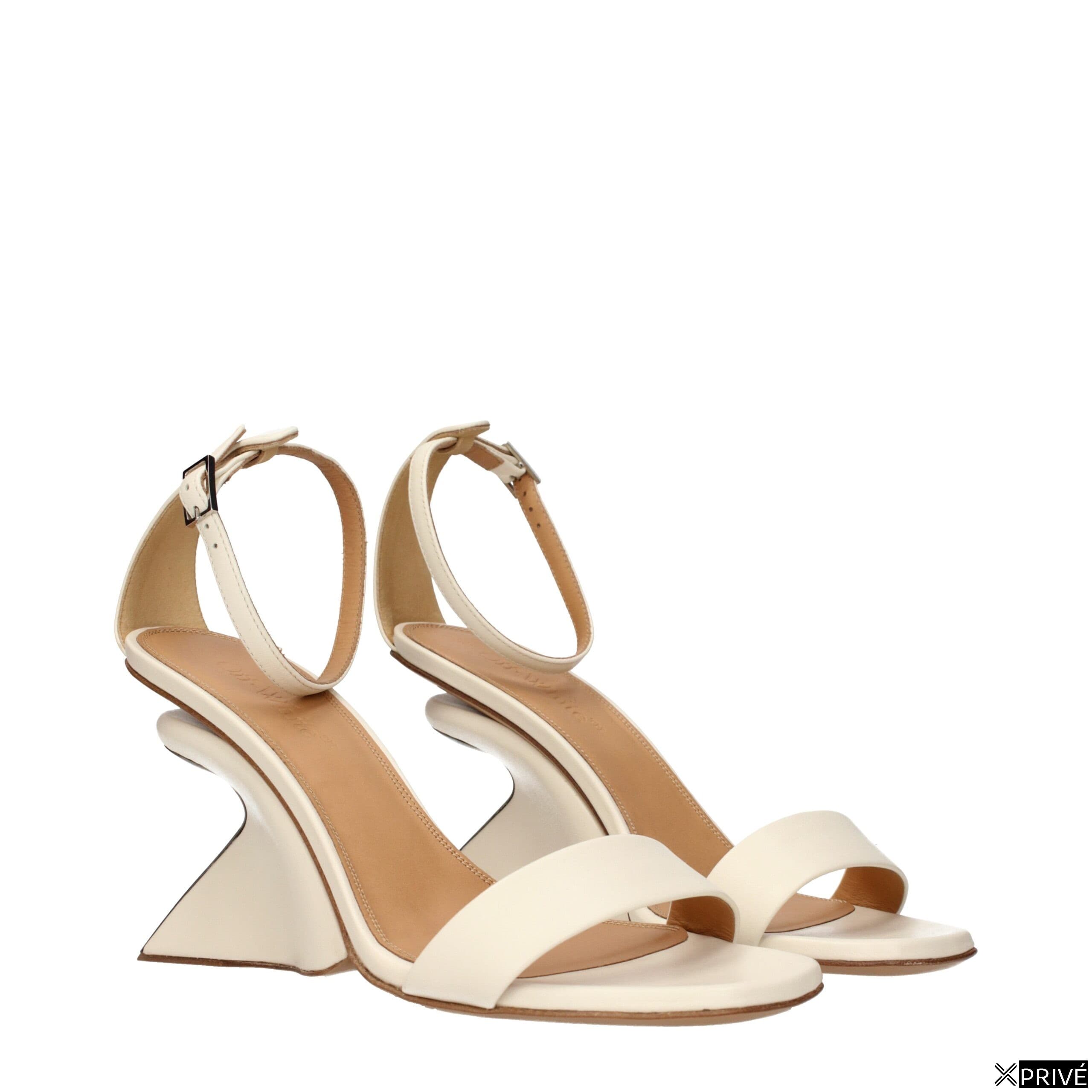 Sandales beiges en Cuir — 2