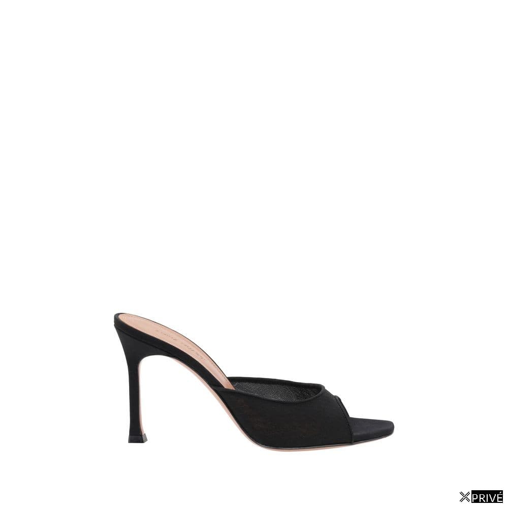 Sandales noires en Tissu — 1