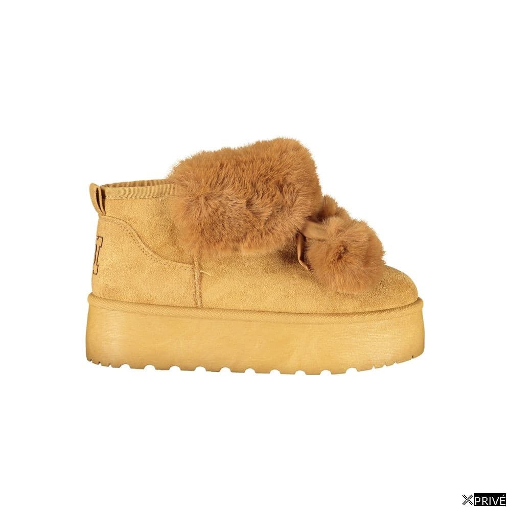Bottes brunes — 1