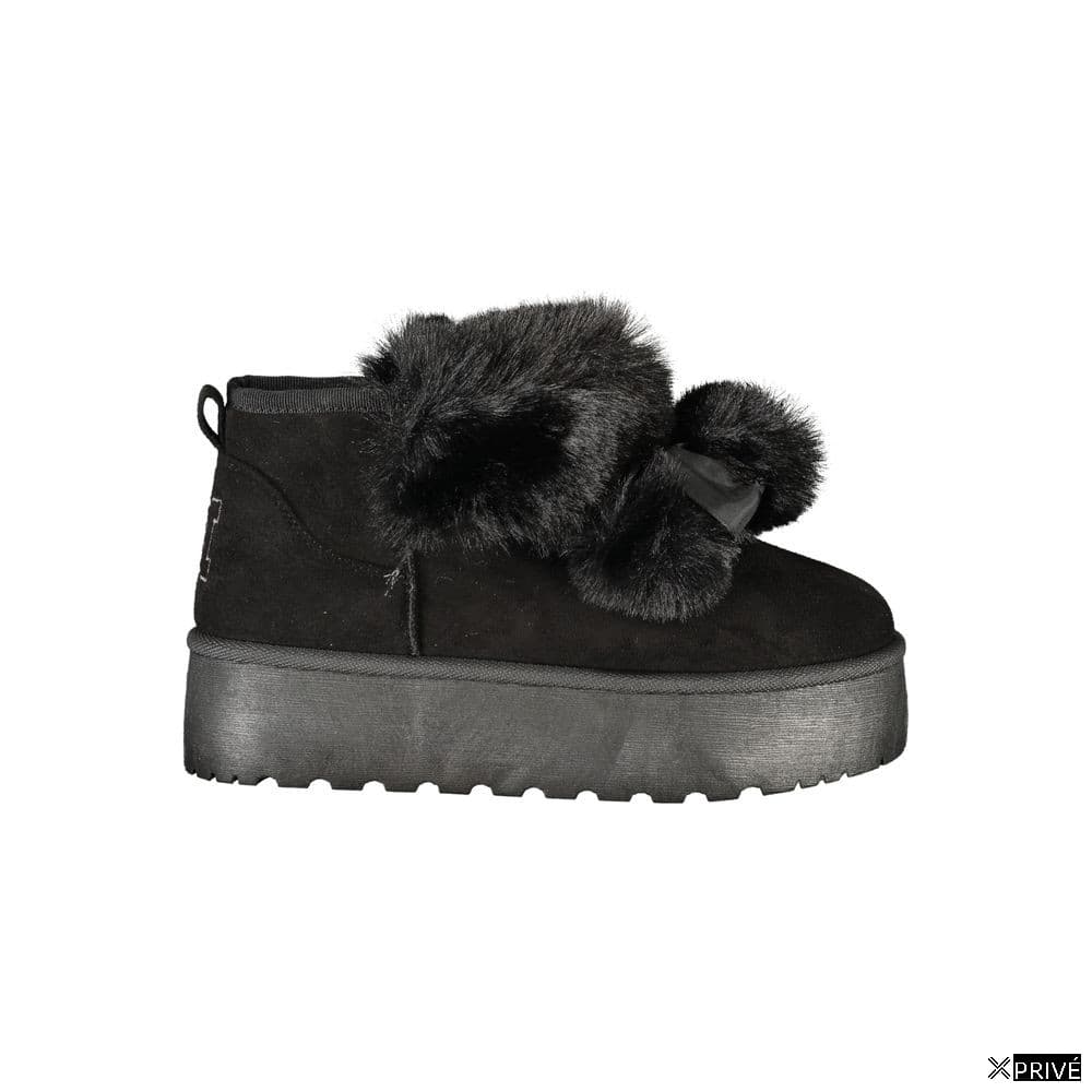 Bottes noires — 1