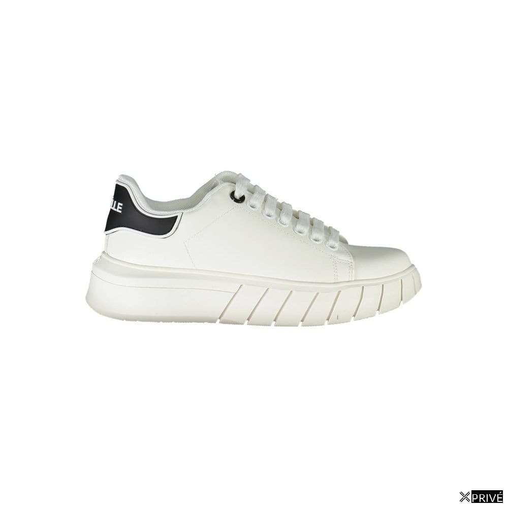 Chaussures de sport blanches — 1