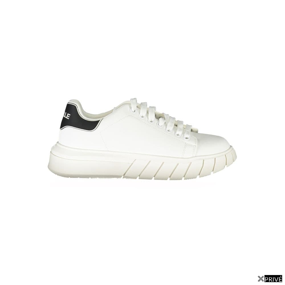 Chaussures de sport blanches — 1