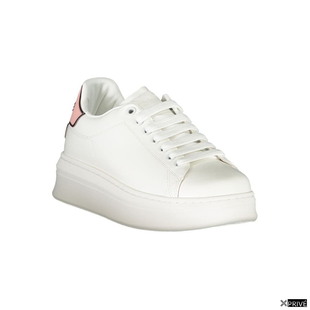 Chaussures de sport roses — 2