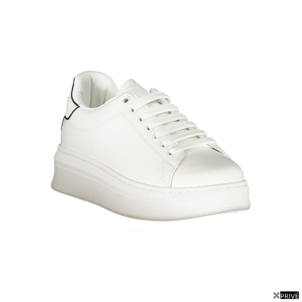 Chaussures de sport blanches — 2