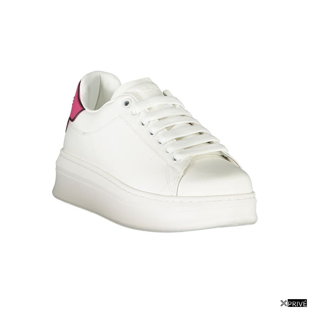 Chaussures de sport roses — 2