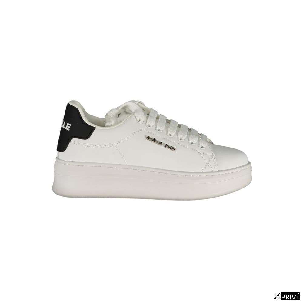 Chaussures de sport blanches — 1