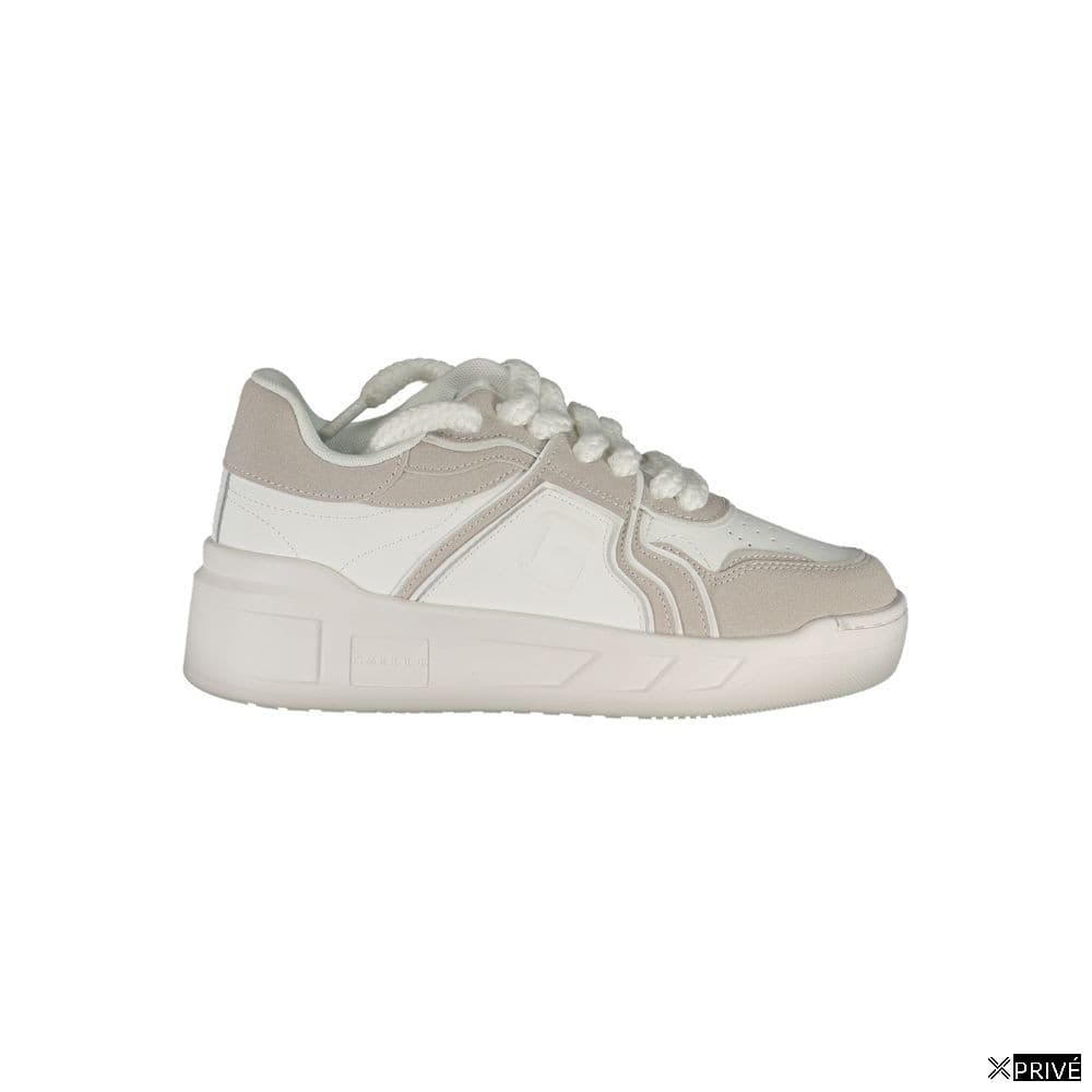 Chaussures de sport blanches — 1