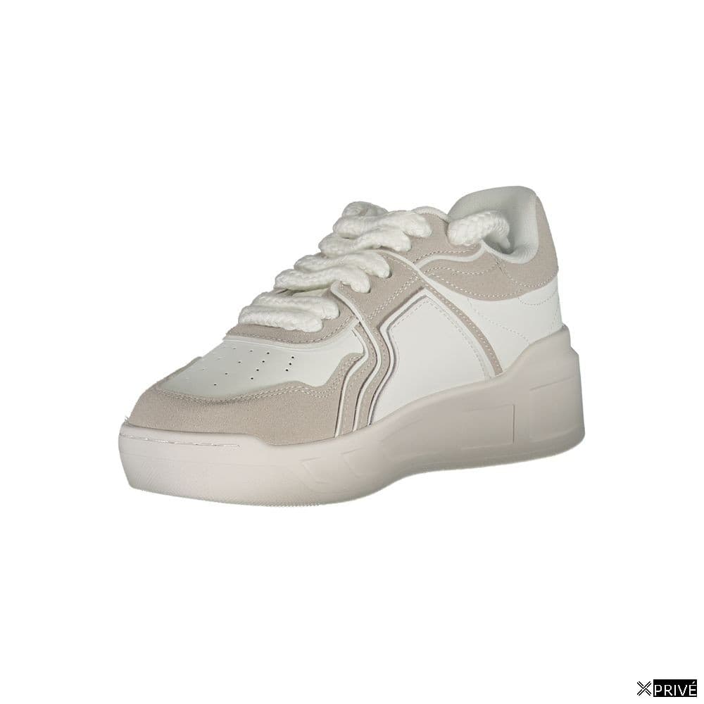 Chaussures de sport blanches — 3