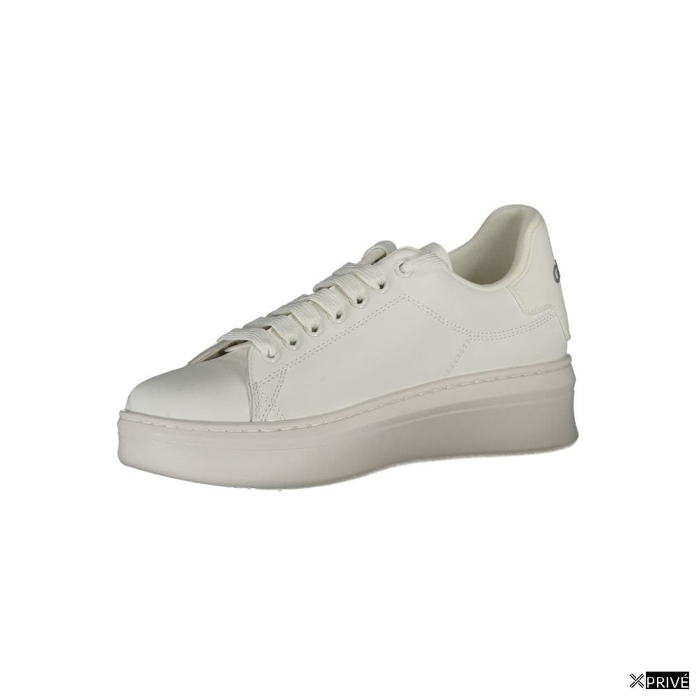 Chaussures de sport blanches — 2