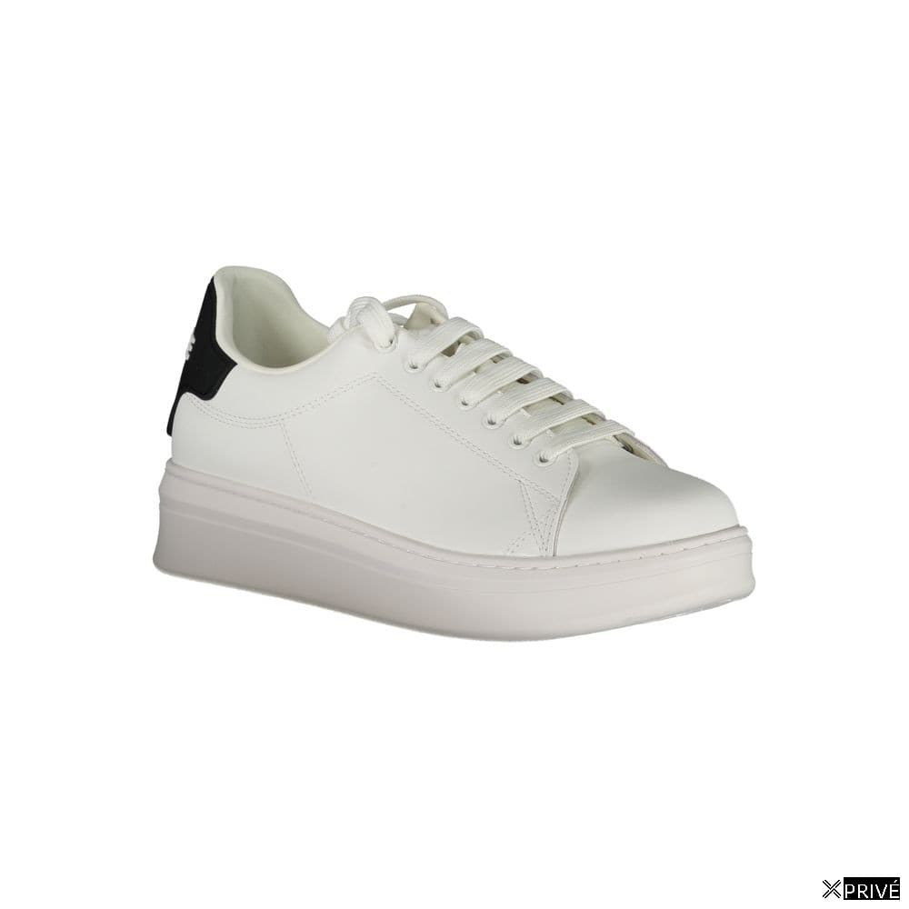 Chaussures de sport blanches — 2