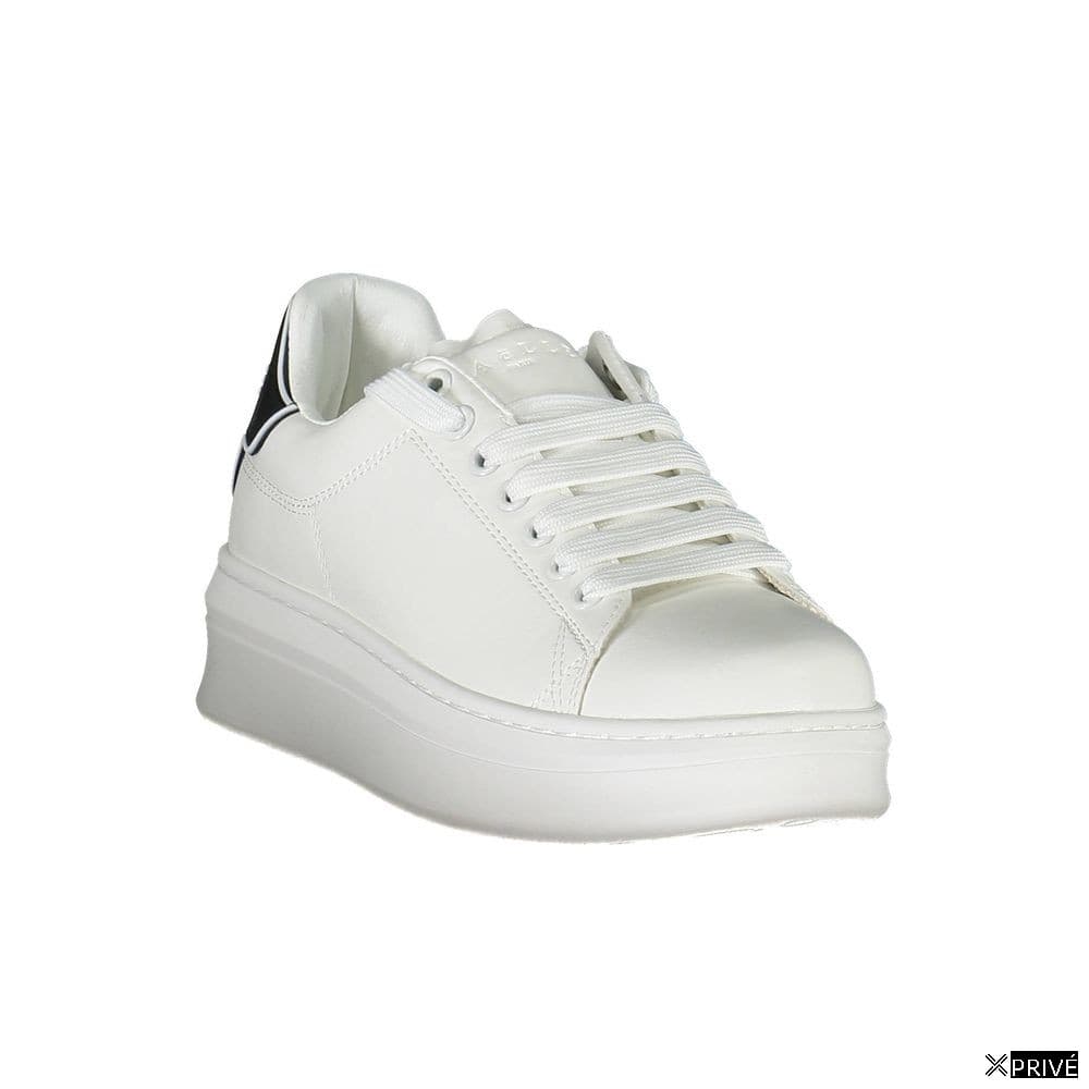 Chaussures de sport blanches — 2