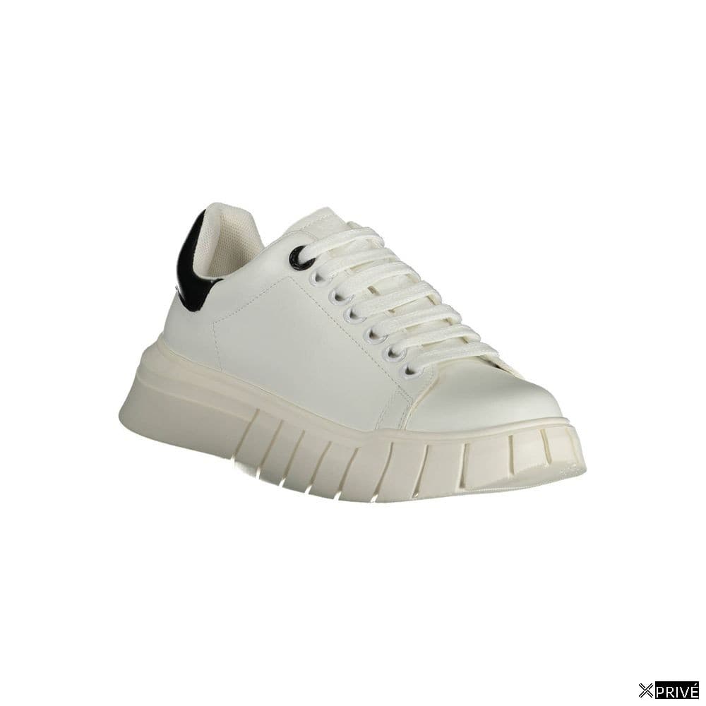 Chaussures de sport blanches — 3