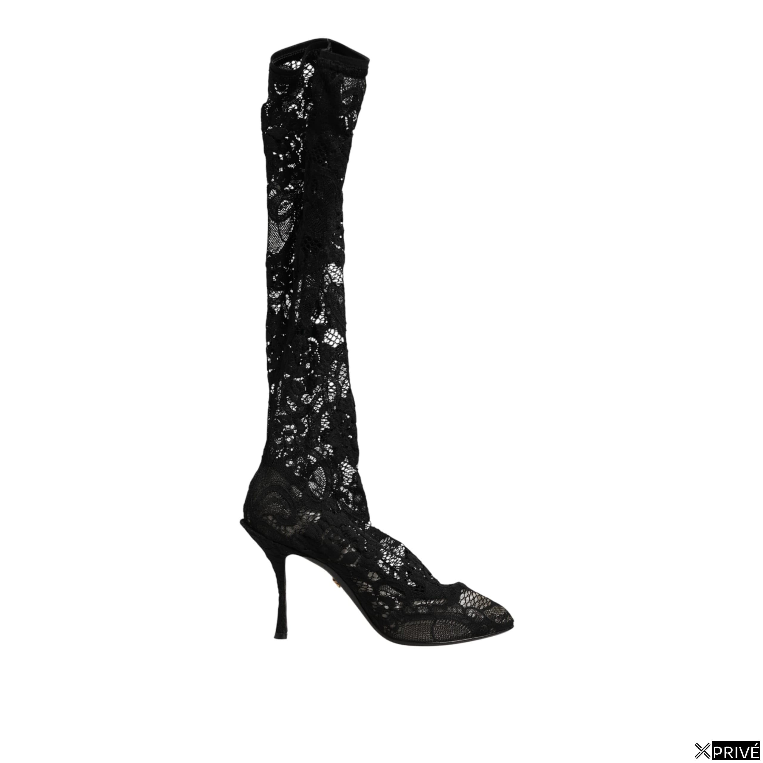 Bottes noires — 1