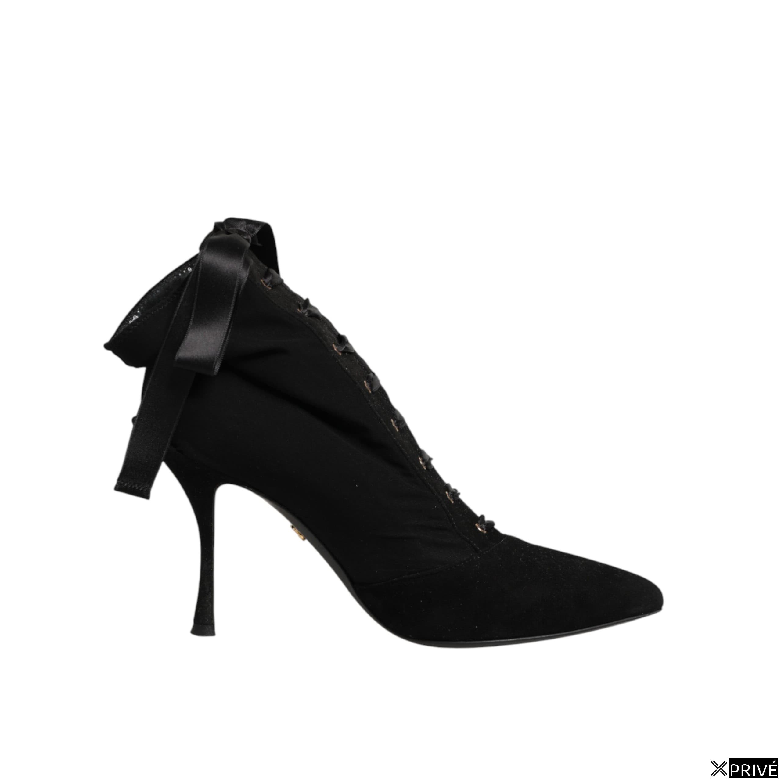 Bottes noires — 1