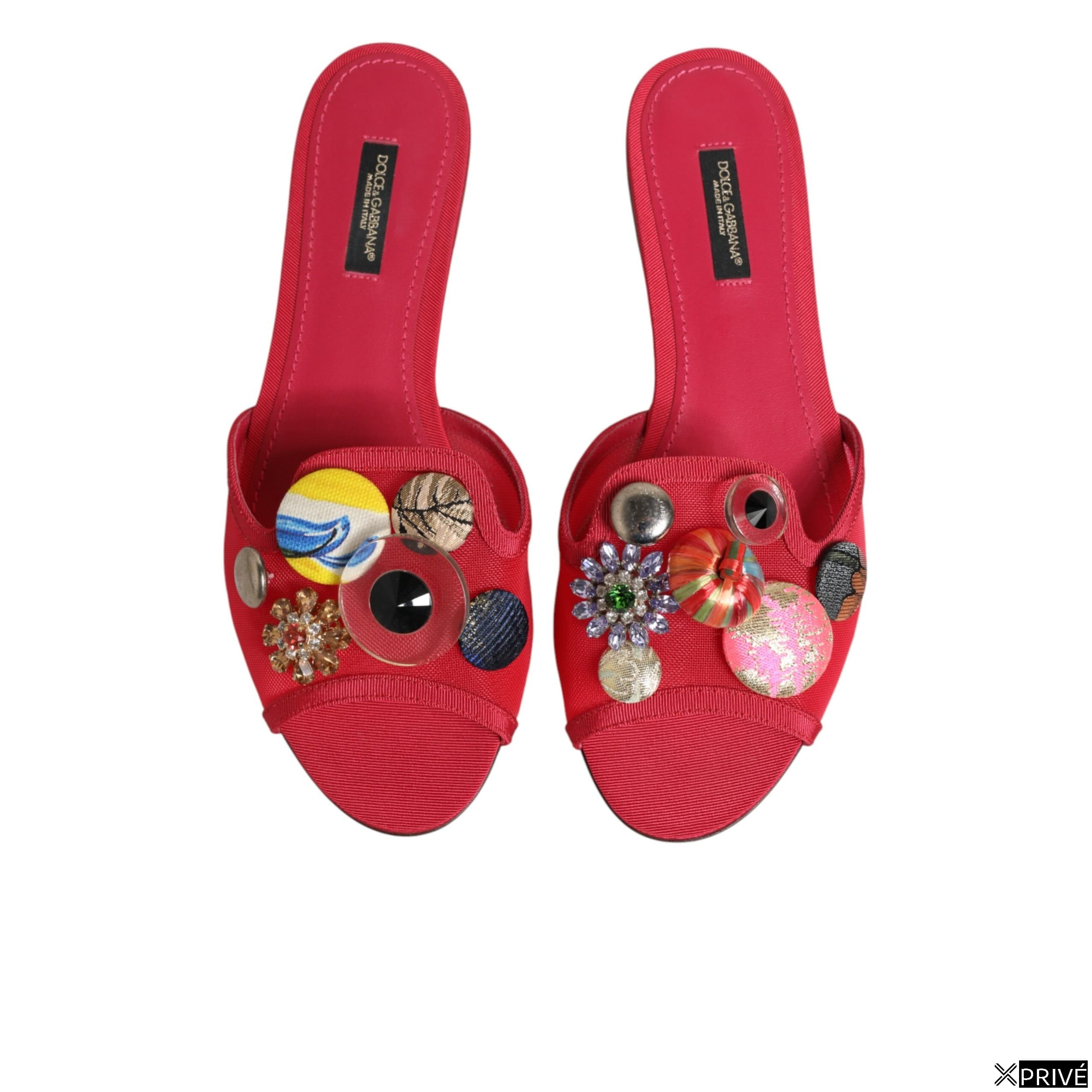 Sandales rouges — 4