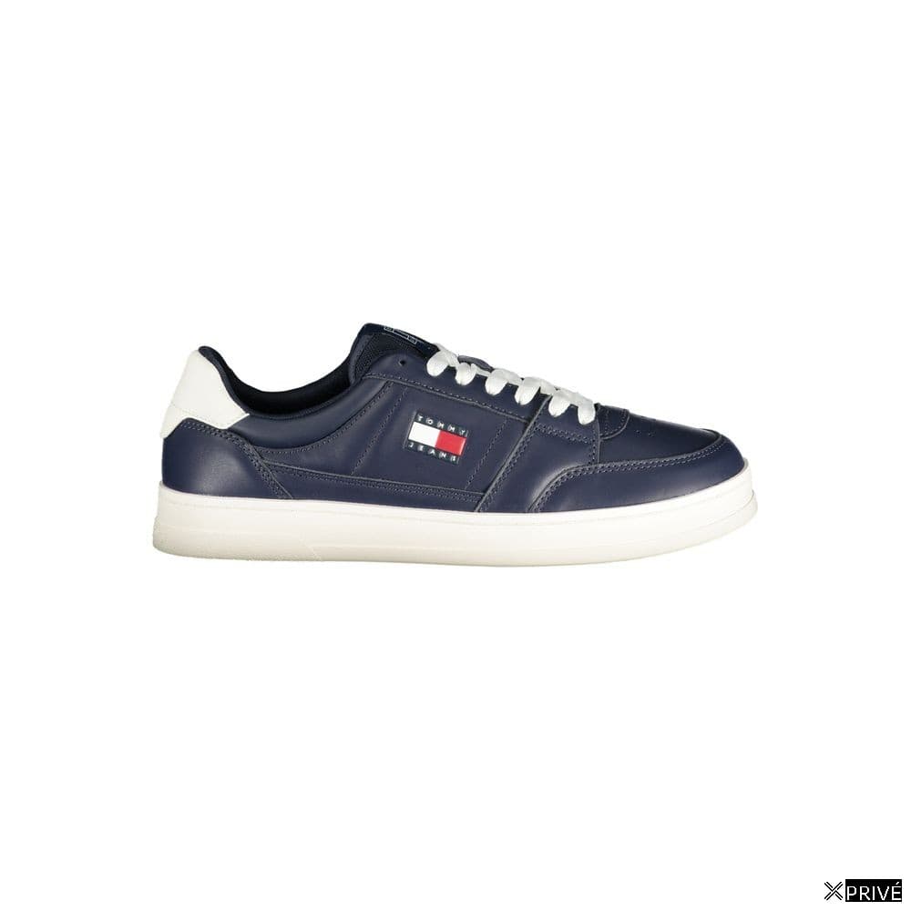 Chaussures de sport bleues — 1