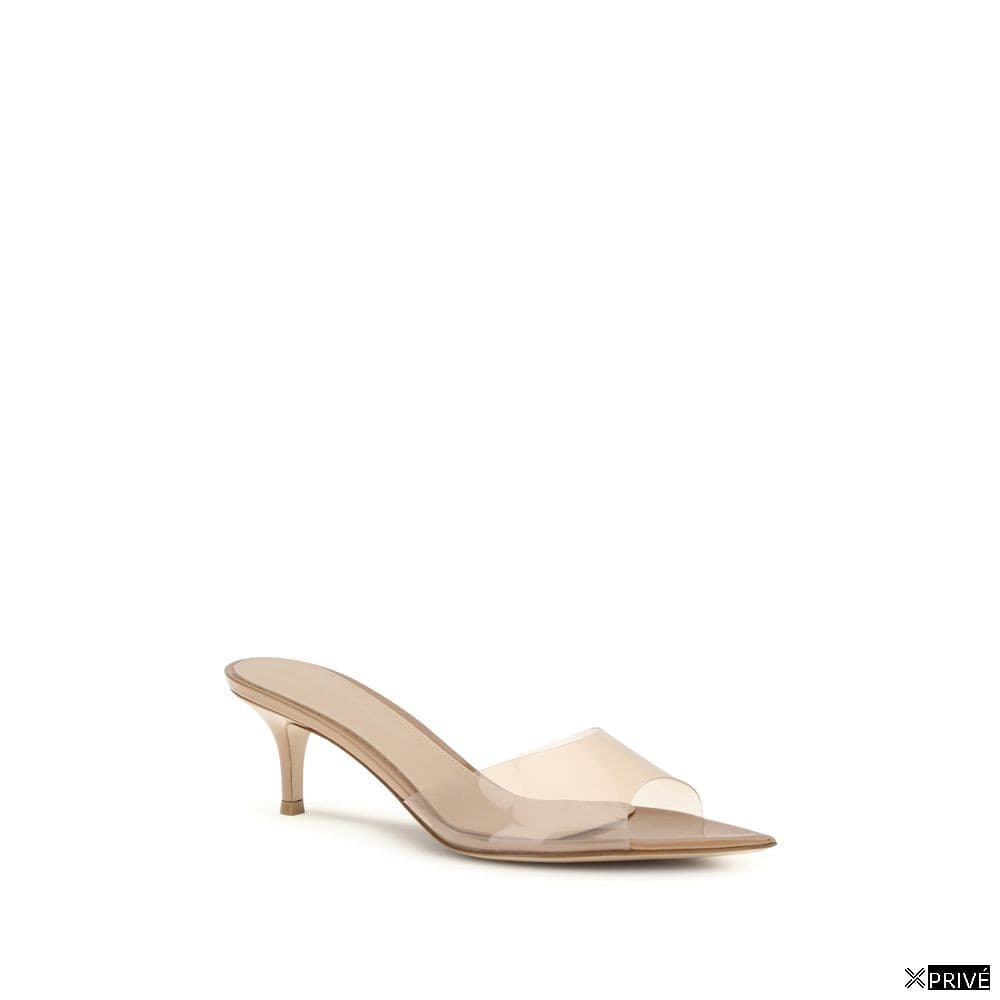 Sandales beiges — 2