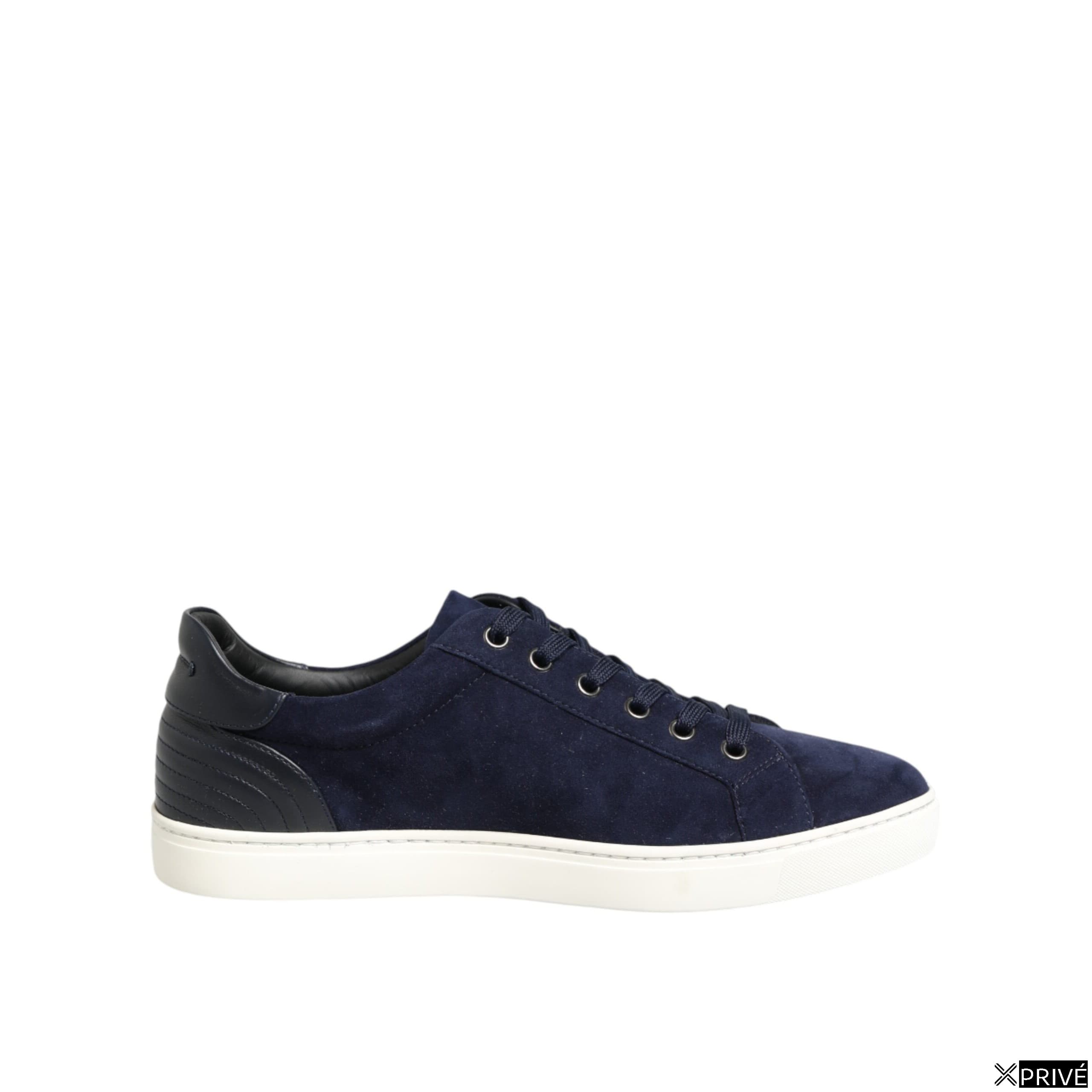 Chaussures de sport bleues — 1