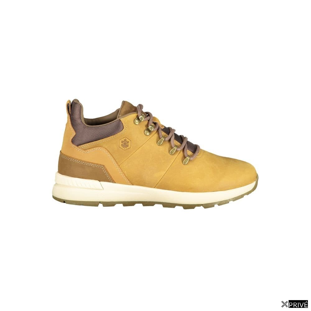 Chaussures de sport brunes — 1