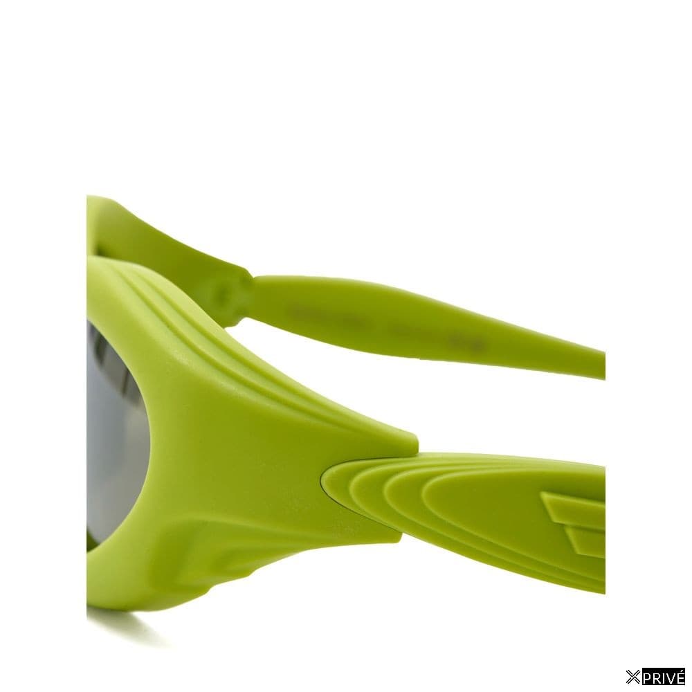 Lunettes de soleil jaunes — 5