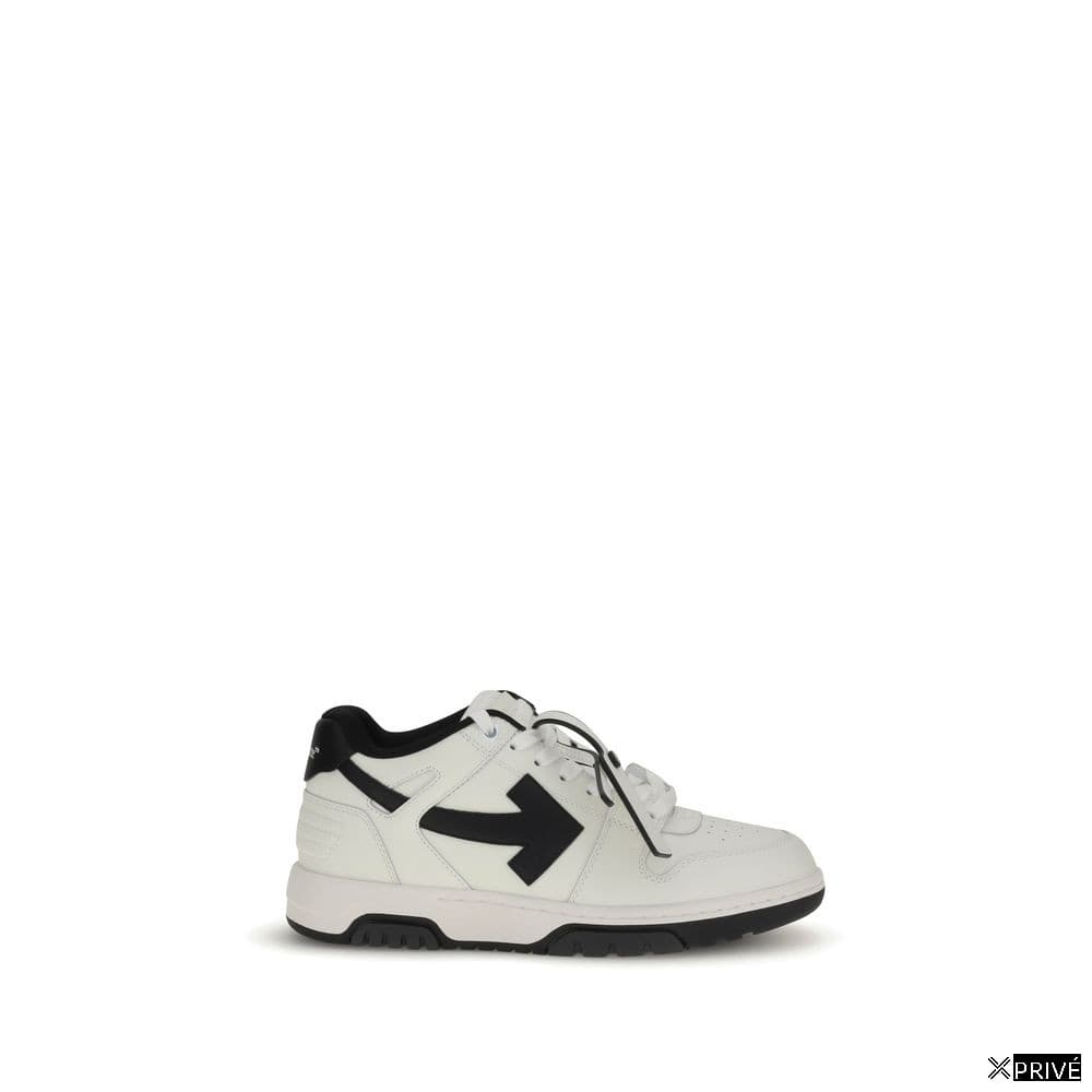Chaussures de sport blanches en Caoutchouc — 1