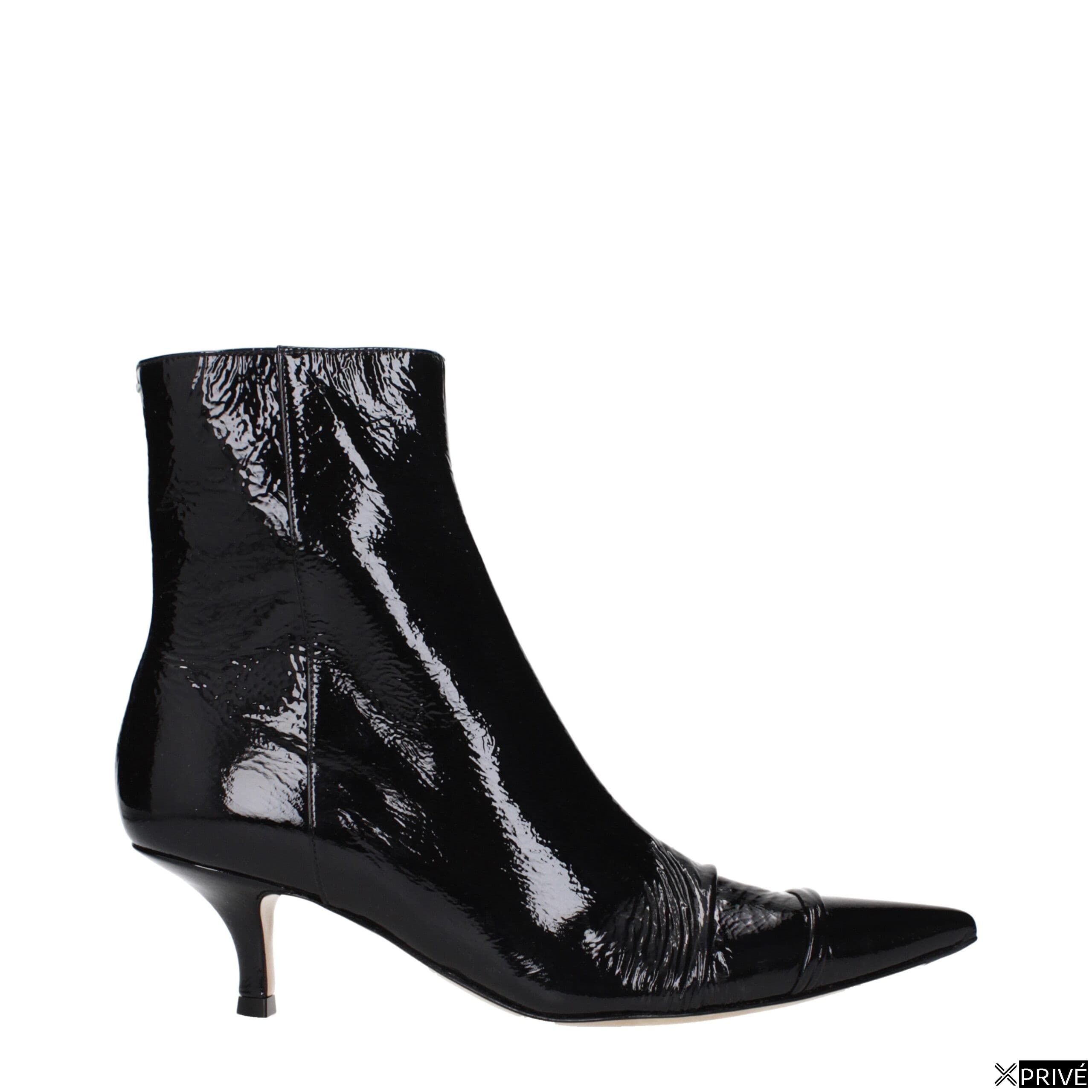 Bottes noires — 1