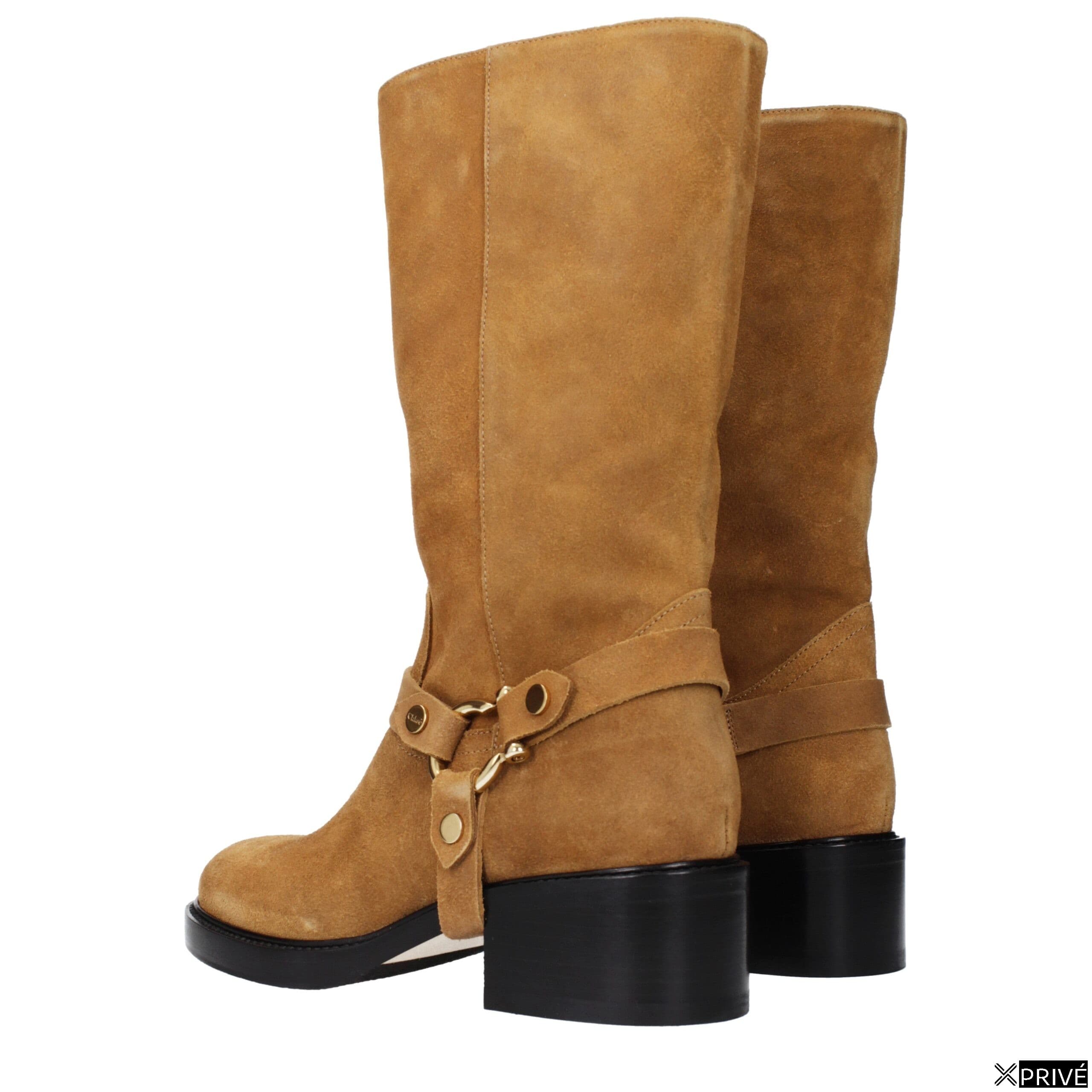 Bottes brunes — 4