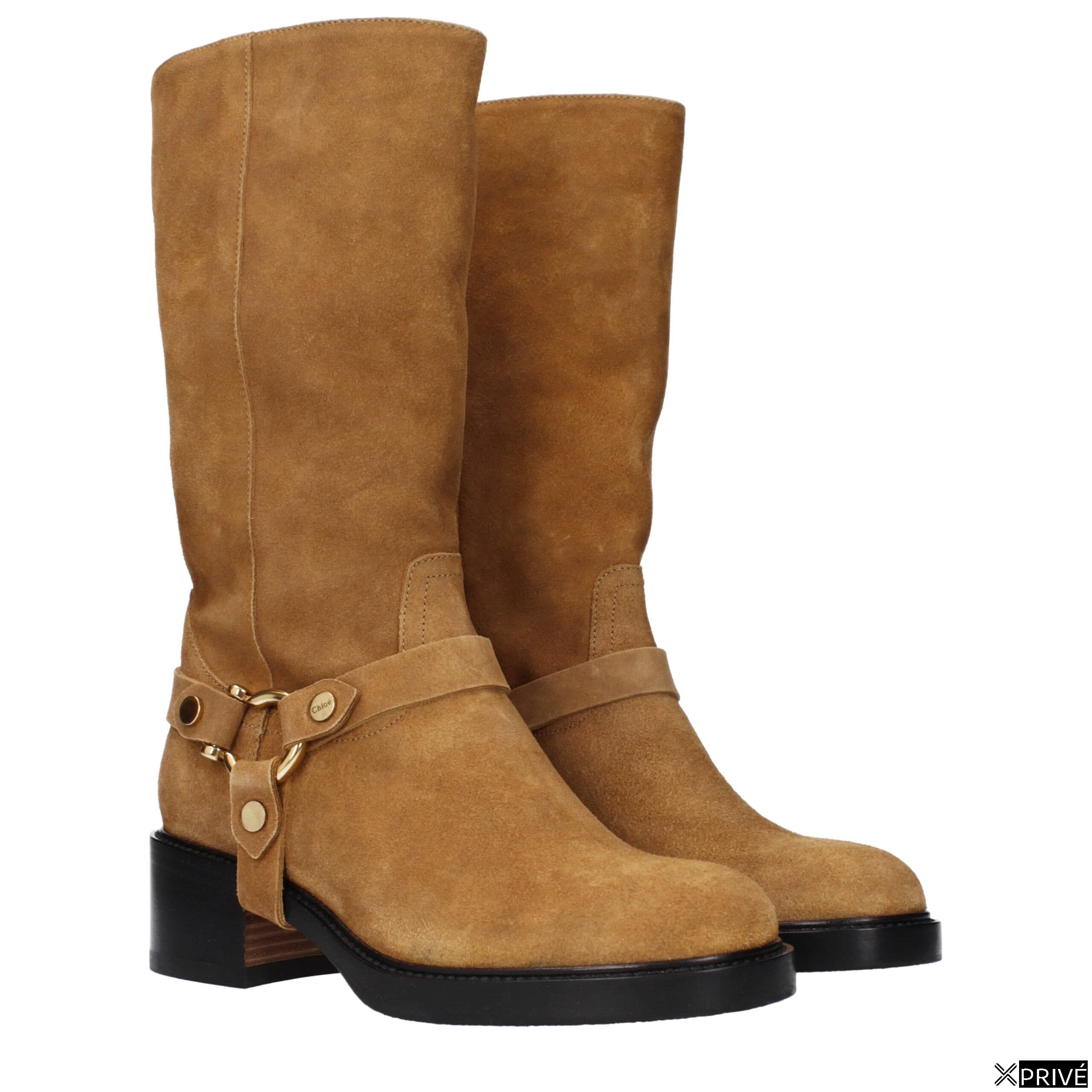 Bottes brunes — 2