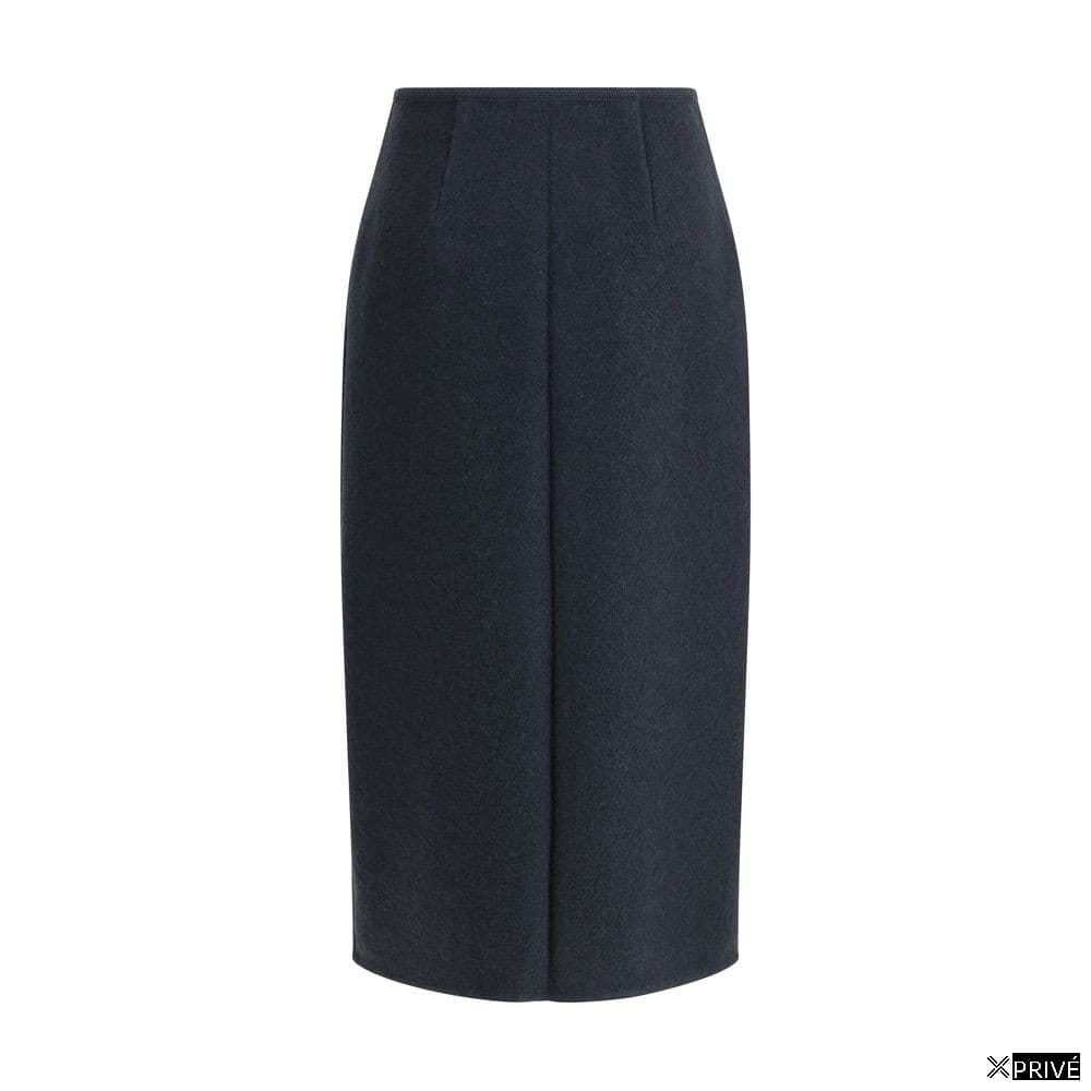 Jupe bleue — 2