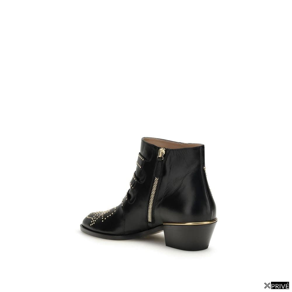 Bottes noires — 3