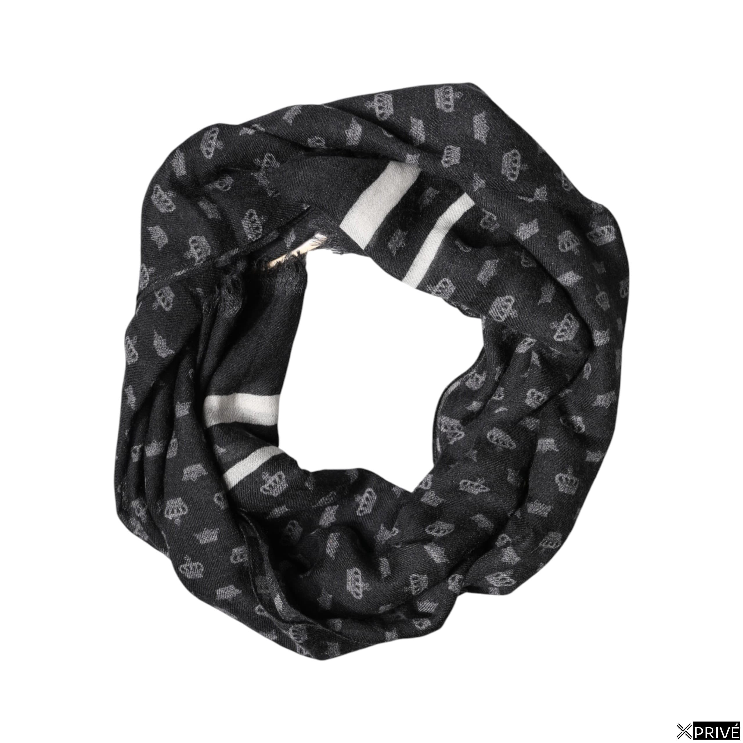 Écharpe noire — 3