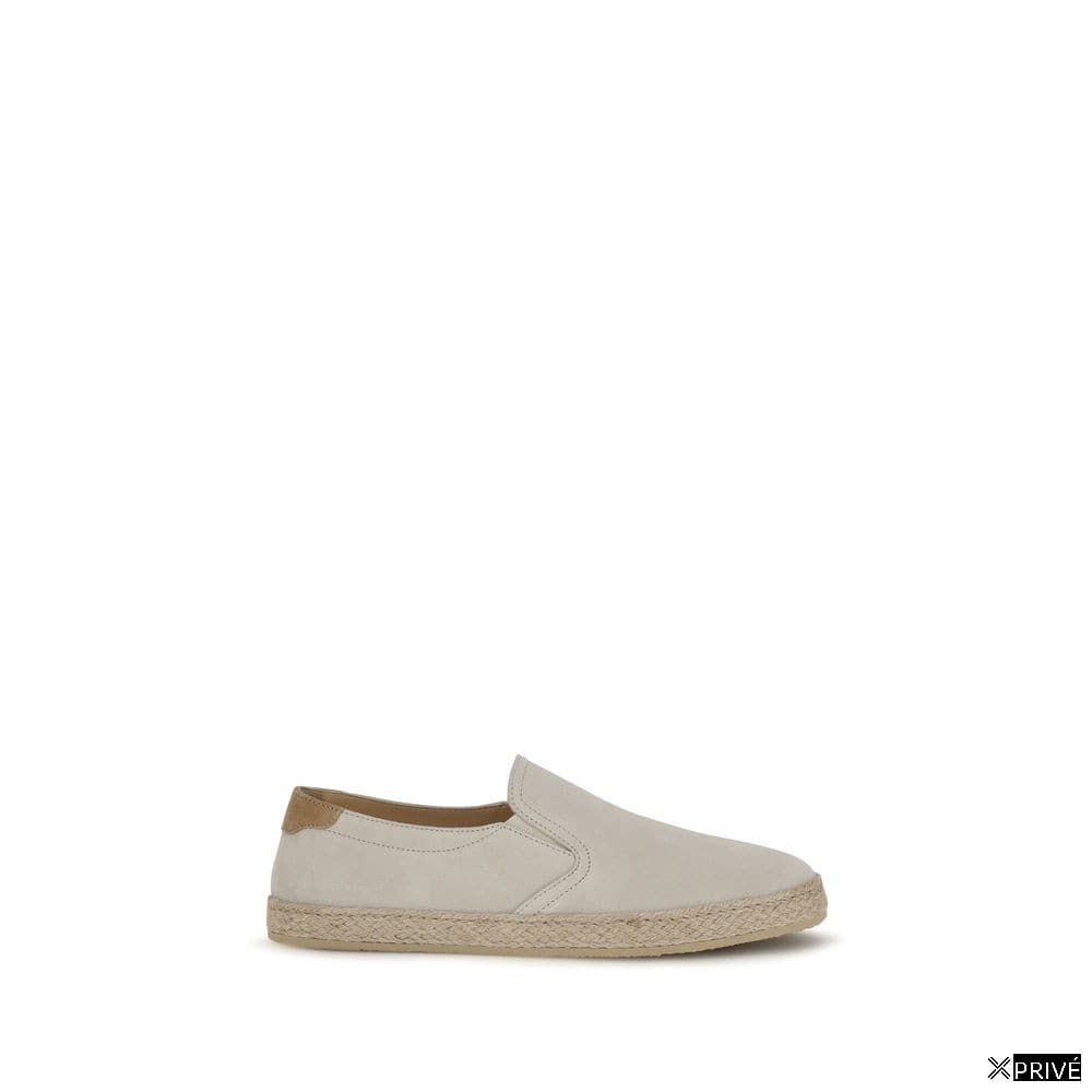Chaussures de sport grises — 1