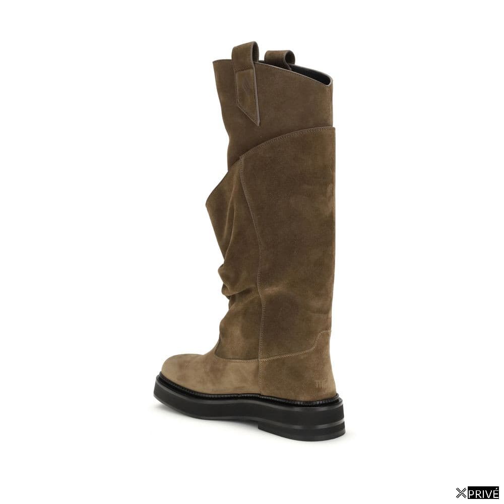 Bottes brunes — 3