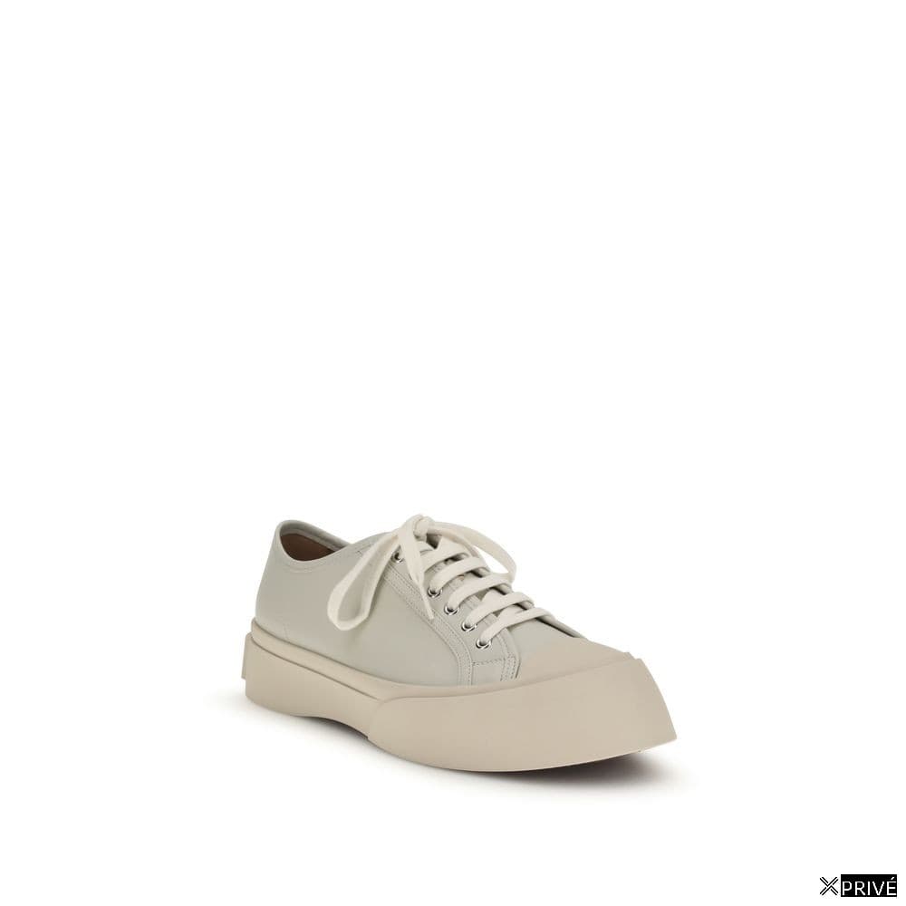 Chaussures de sport blanches — 2