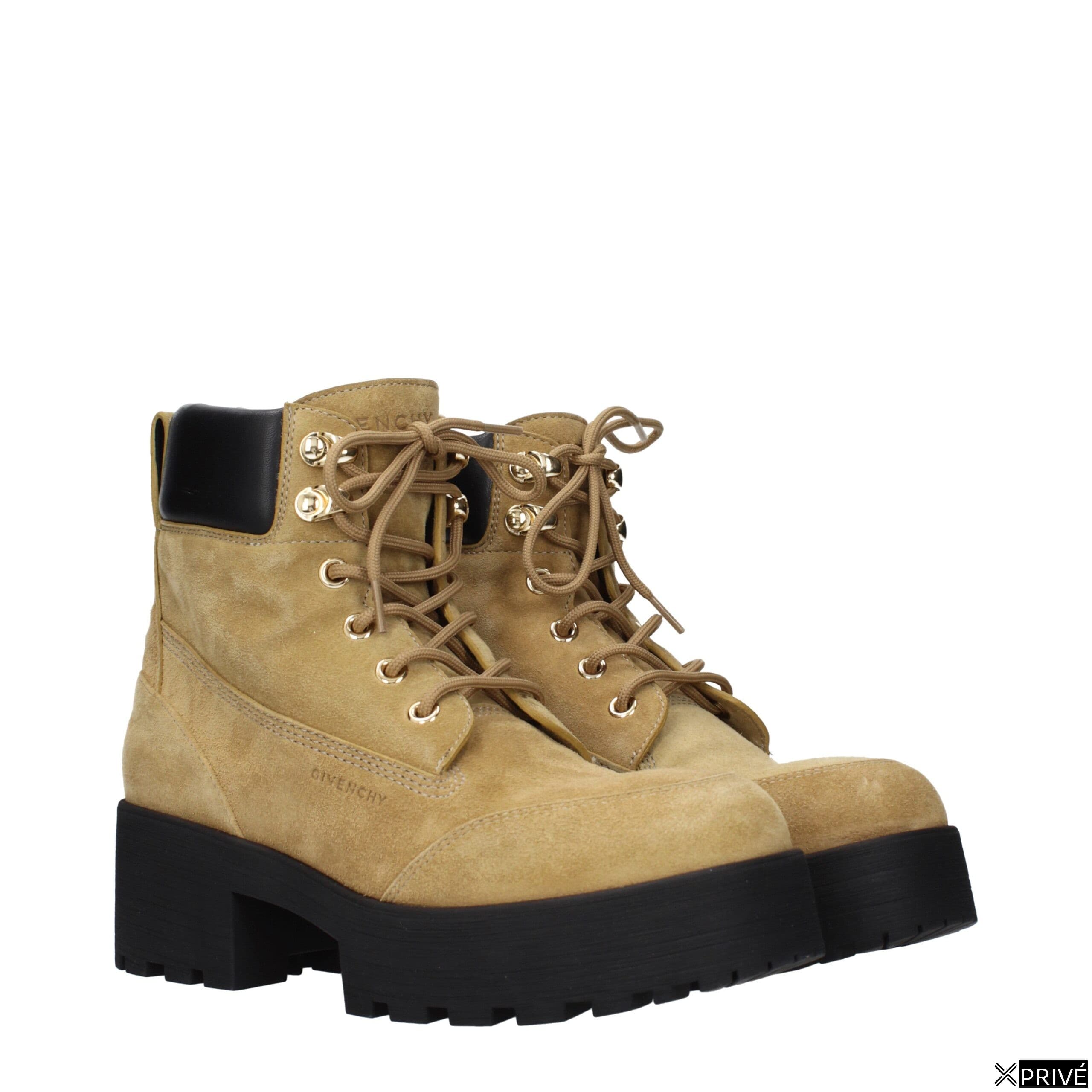 Bottes brunes — 2