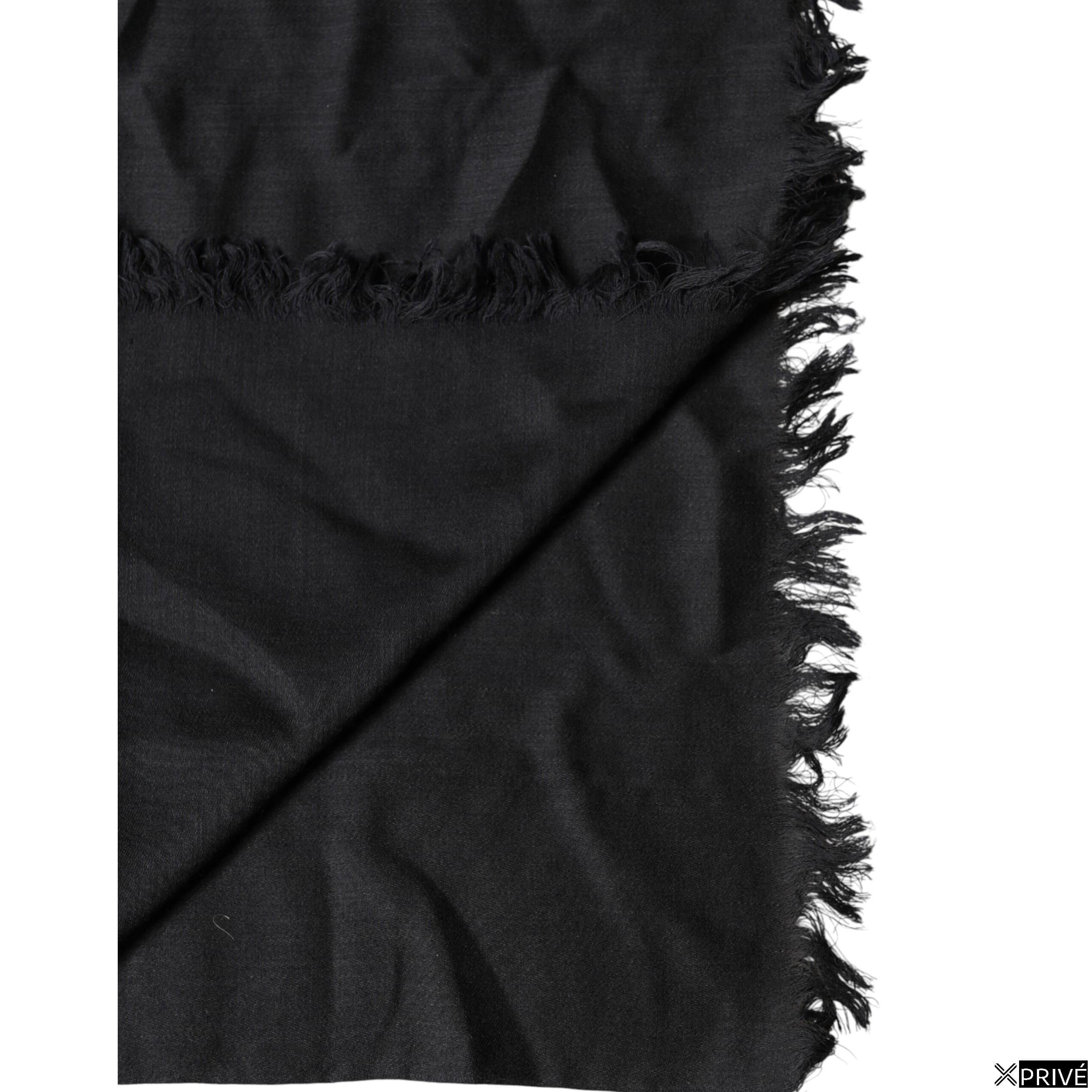 Écharpe noire — 4