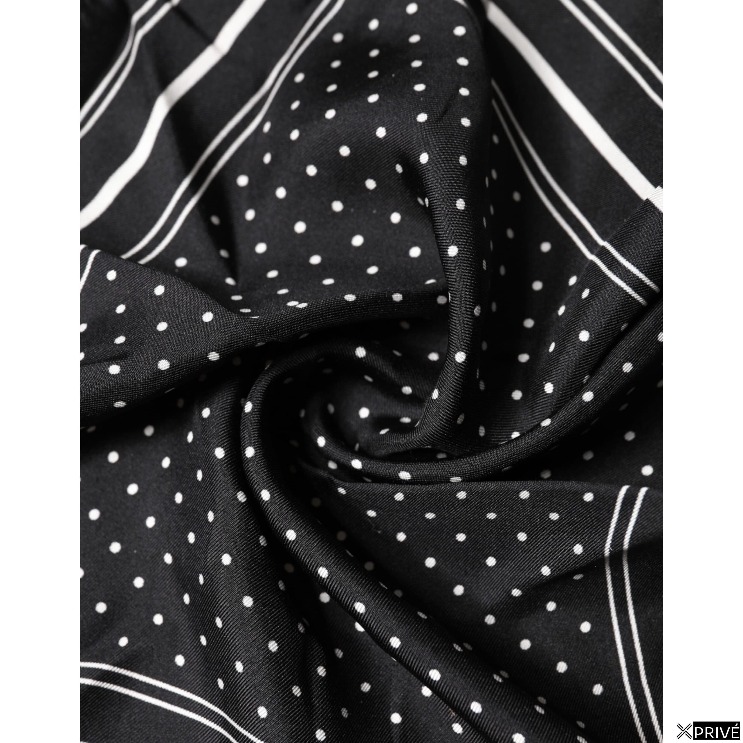 Mouchoir noir — 4