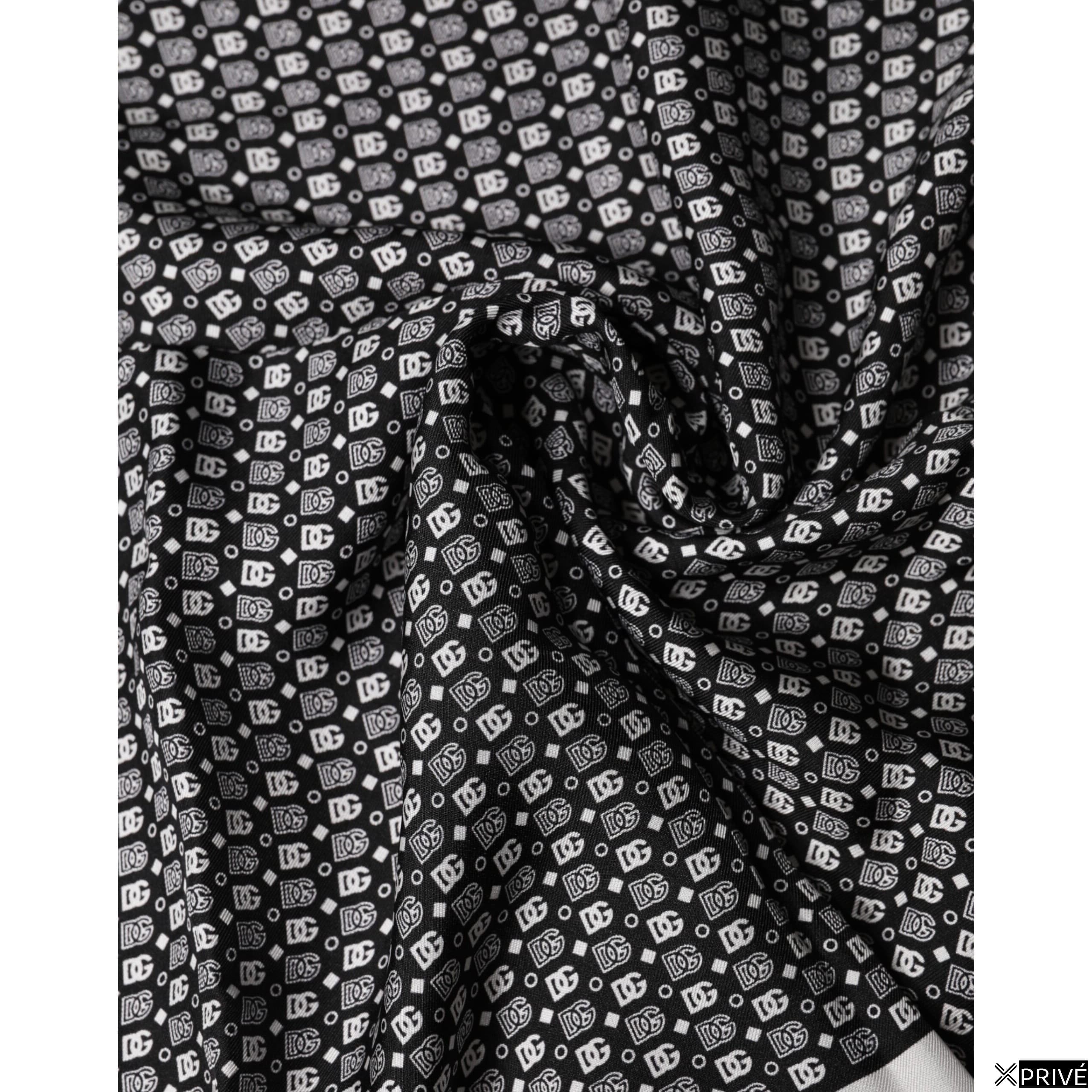 Mouchoir noir et blanc — 4