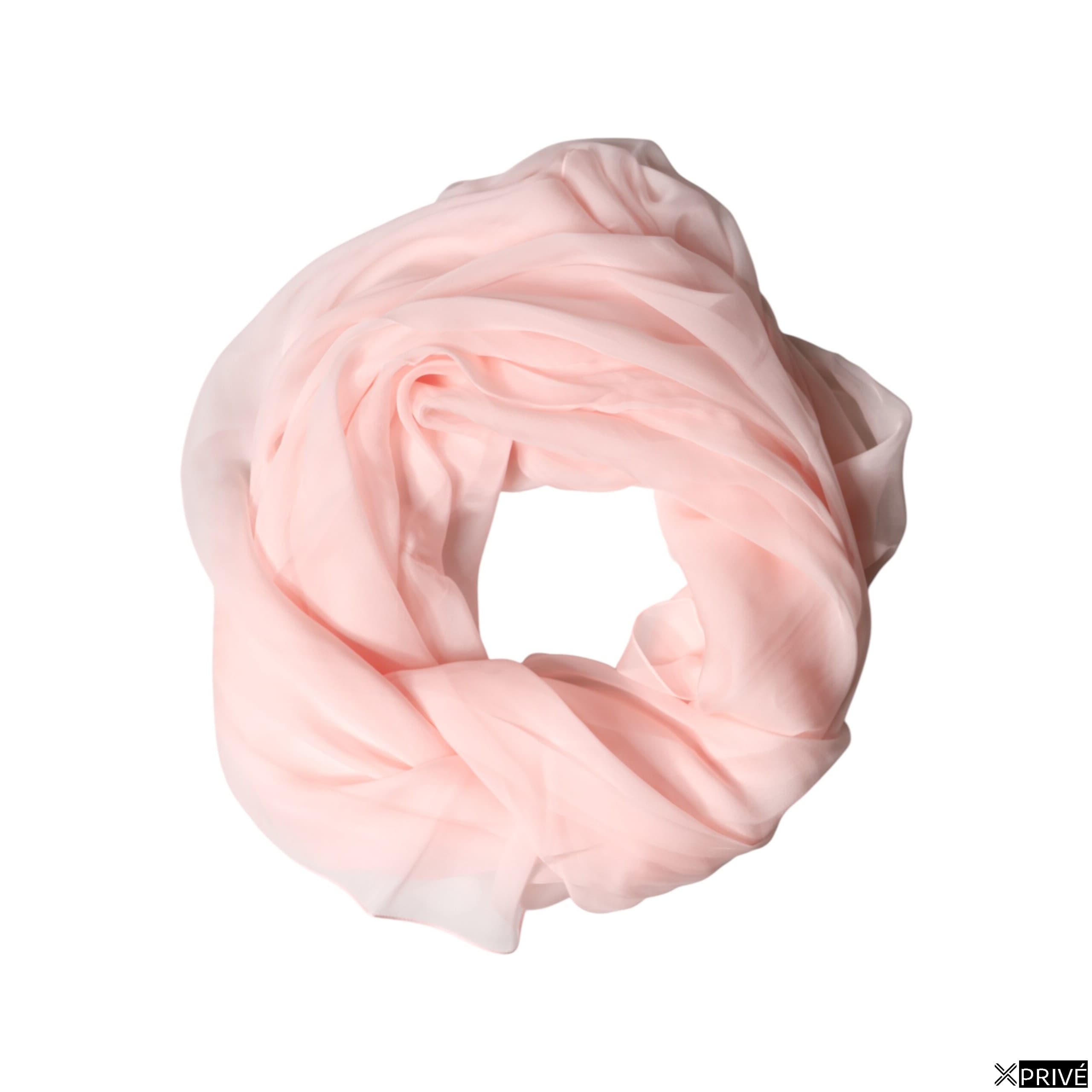 Écharpe rose — 1