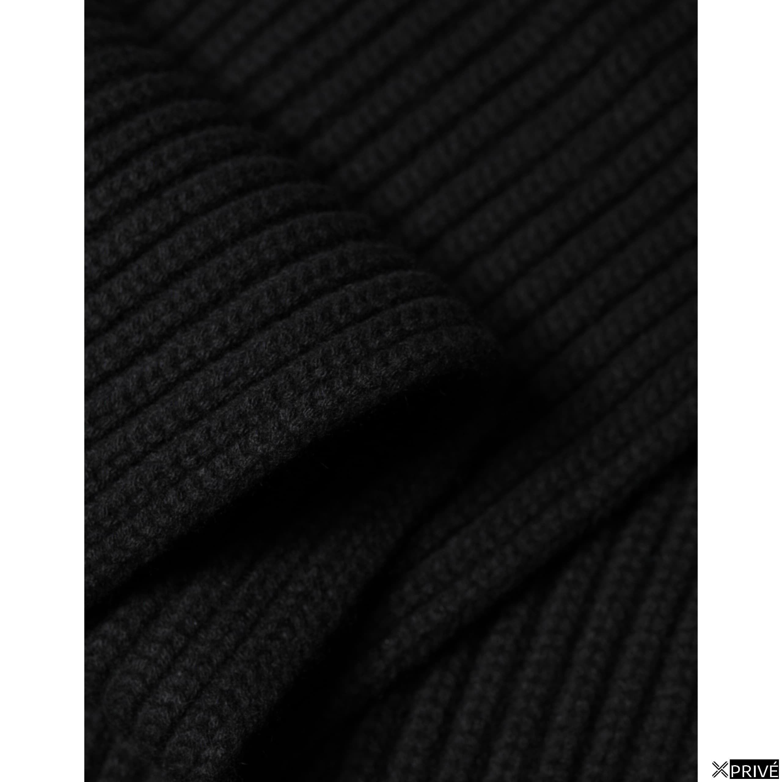 Écharpe noire — 4
