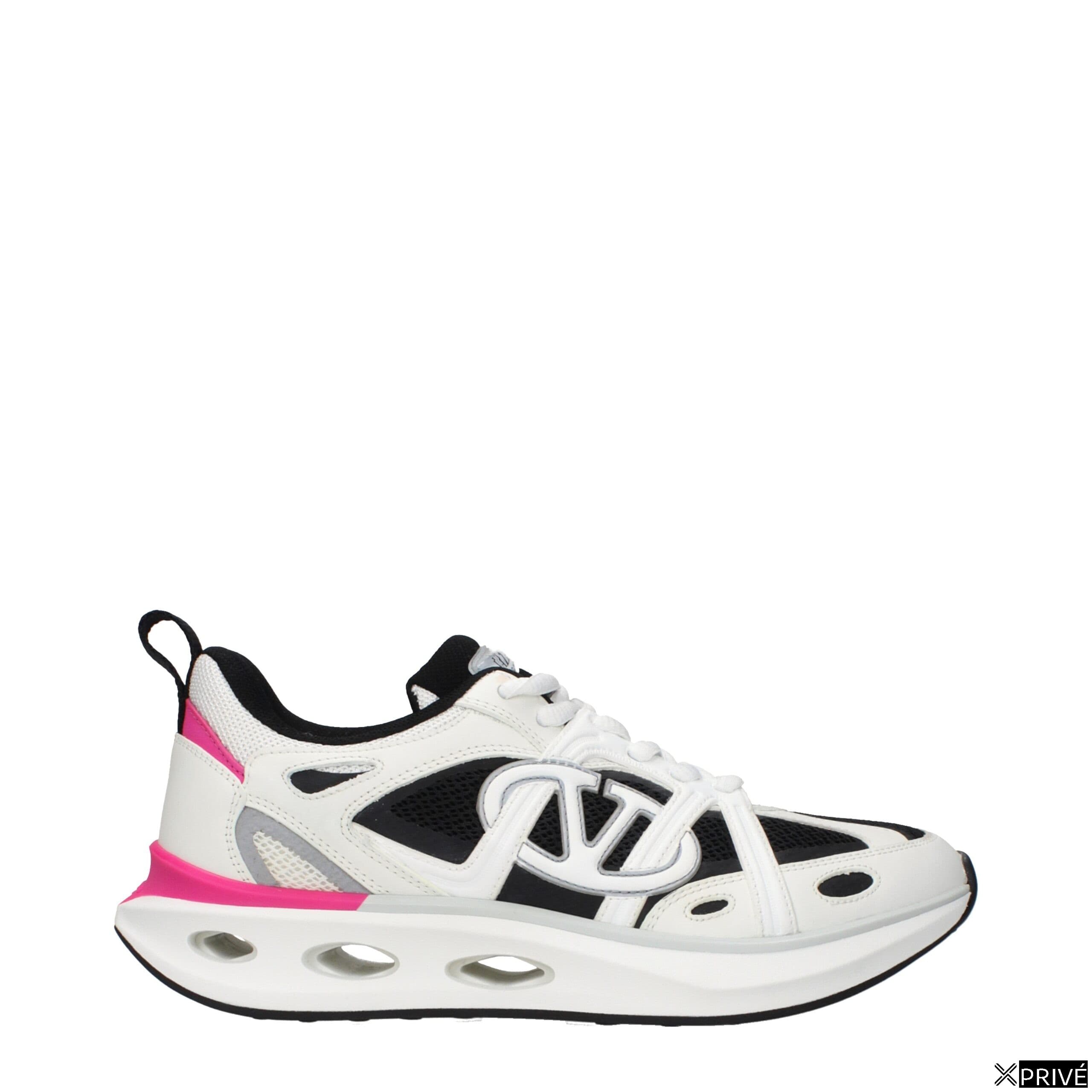 Chaussures de sport blanches en Tissu — 1