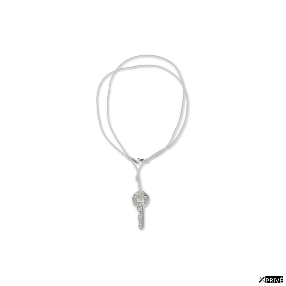 Collier argenté en Laiton — 1